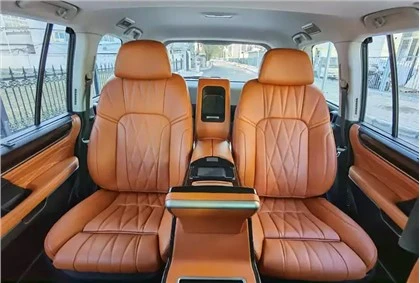 مقعد VIP فاخر لسيارة الدفع الرباعي لاندكروزر و LX570