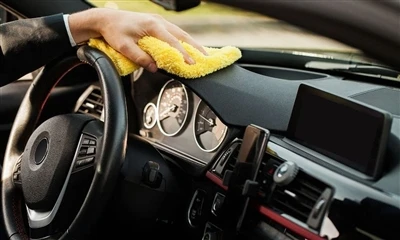 نصائح لتنظيف السيارة من الداخل