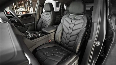 يقوم Kahn Design بتعديل إصدار Bentley Timbuktu Le Mans
